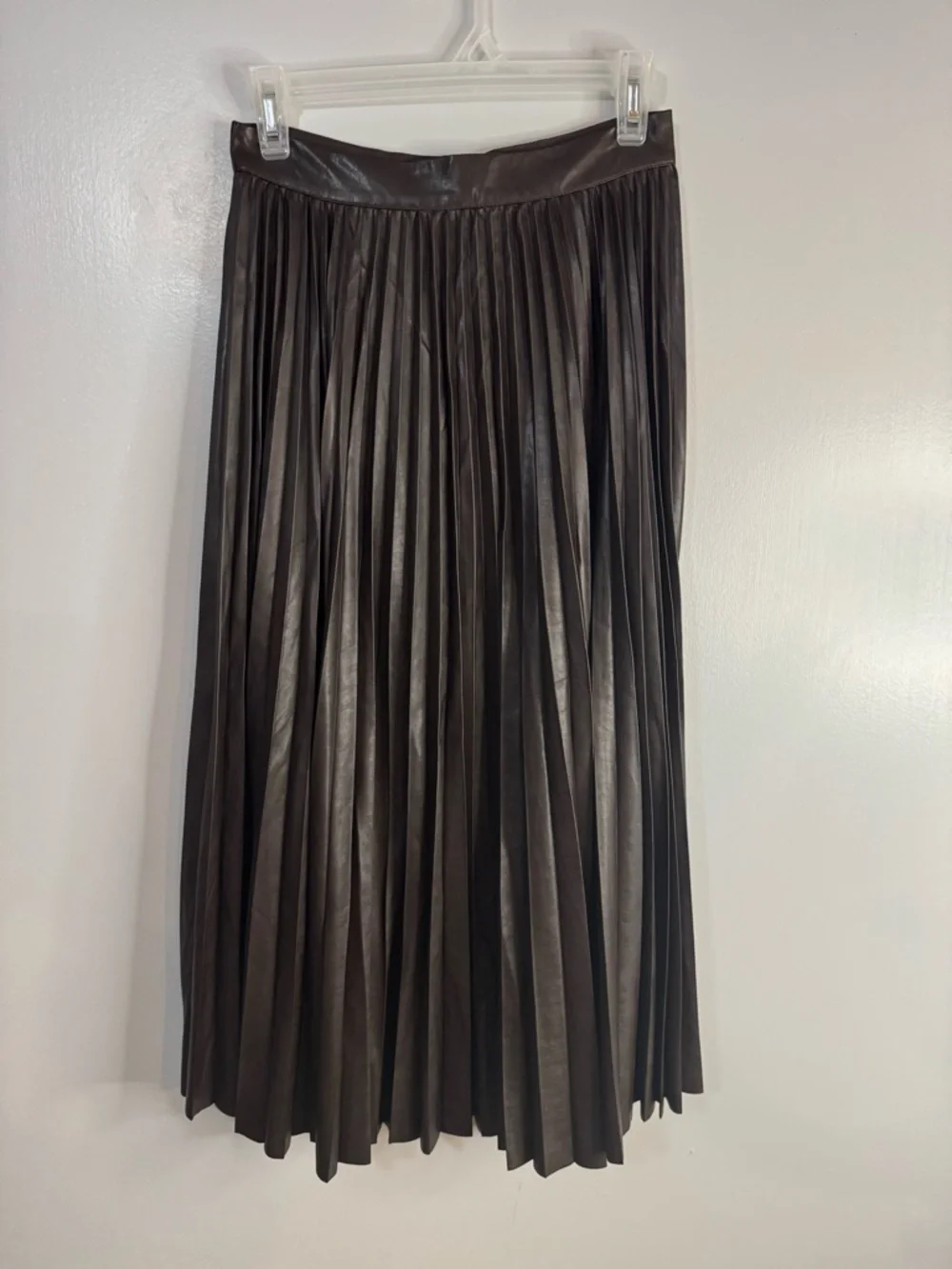 BCBGMaxAzria Pleated Faux Leather Midi Skirt Size XS Chocolate Brown